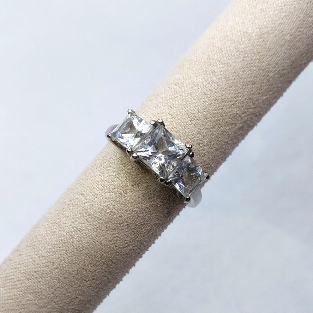 ◇3.10ctw White Topaz 3 Stone In Stainless Steel Ring